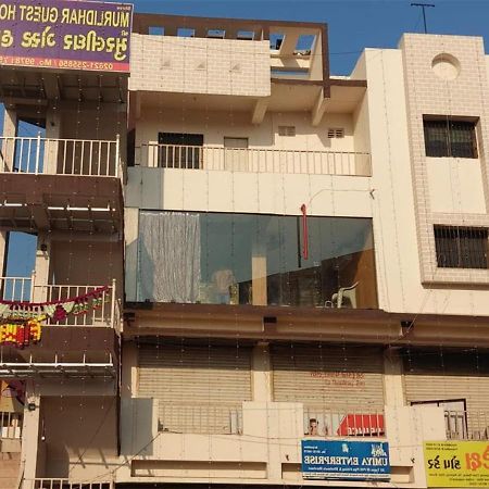 Shree Murlidhar Guest House Сурат Экстерьер фото
