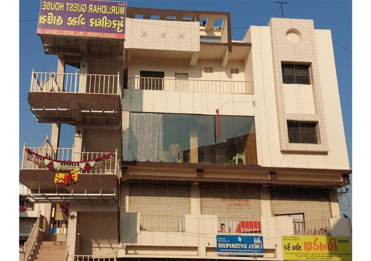 Shree Murlidhar Guest House Сурат Экстерьер фото