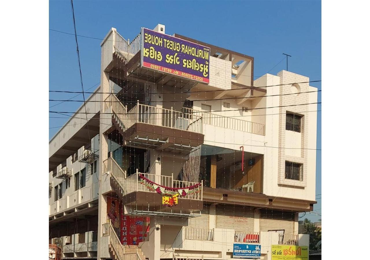 Shree Murlidhar Guest House Сурат Экстерьер фото